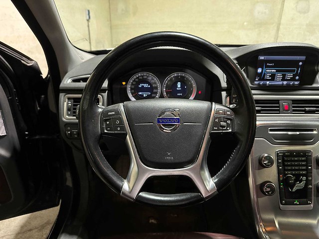 Volvo v70 1.6 t4 limited edition 179pk 2011 (origineel-nl), 63-rsf-2 - afbeelding 3 van  12
