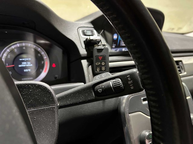 Volvo v70 1.6 t4 limited edition 179pk 2011 (origineel-nl), 63-rsf-2 - afbeelding 6 van  12