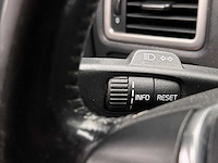 Volvo v70 1.6 t4 limited edition 2011 | 08-rpf-3 - afbeelding 24 van  47