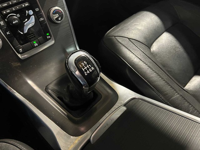 Volvo v70 2.0 d3 polar+ , kg-596-g - afbeelding 7 van  12