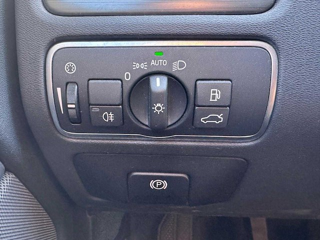 Volvo v70 2.0 d3 polar,* kx-983-v - afbeelding 5 van  18