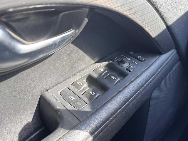 Volvo v70 2.0 d3 polar,* kx-983-v - afbeelding 6 van  18