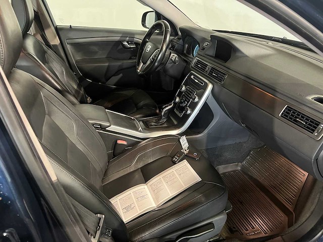 Volvo v70 2.0 d3 summum, sb-282-f - afbeelding 17 van  21