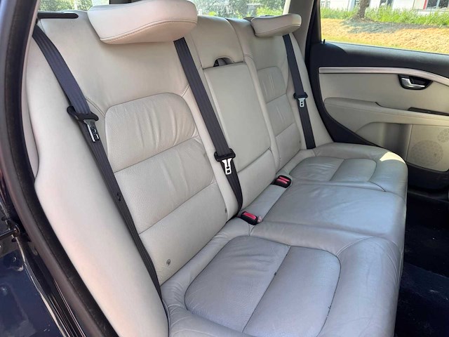 Volvo v70 2.0 d4 limited edition* 82-zfs-7 - afbeelding 11 van  12
