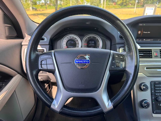 Volvo v70 2.0 d4 limited edition* 82-zfs-7 - afbeelding 12 van  12