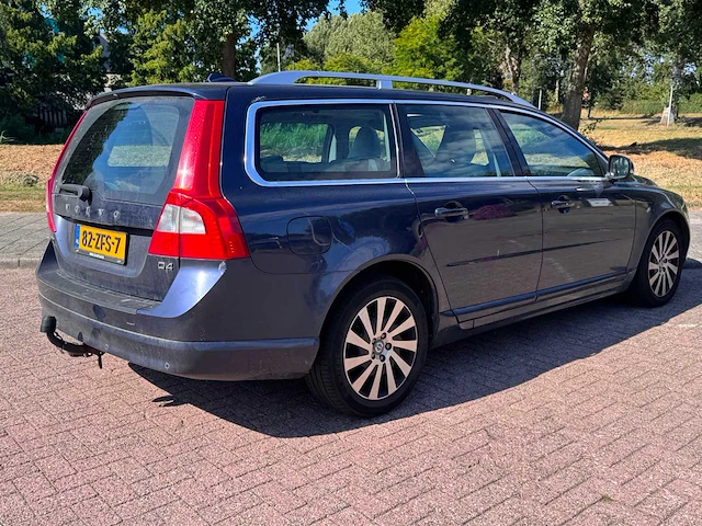 Volvo v70 2.0 d4 limited edition*, 82-zfs-7 - afbeelding 9 van  18