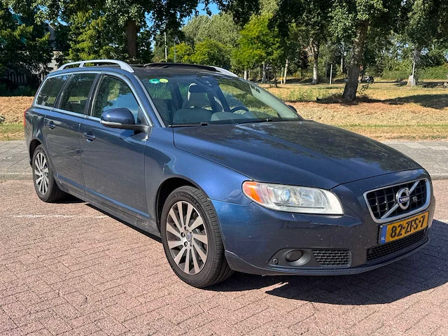 Volvo v70 2.0 d4 limited edition*, 82-zfs-7 - afbeelding 10 van  18