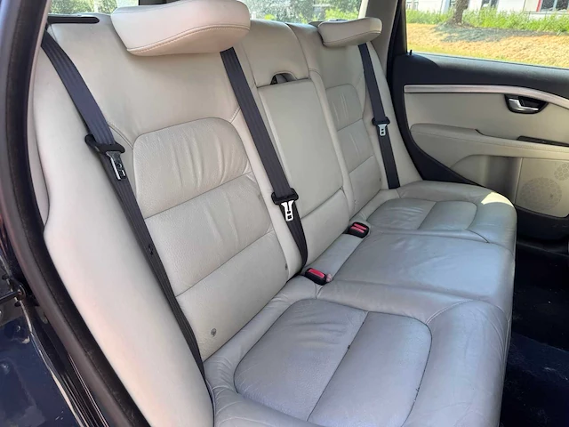 Volvo v70 2.0 d4 limited edition*, 82-zfs-7 - afbeelding 15 van  18