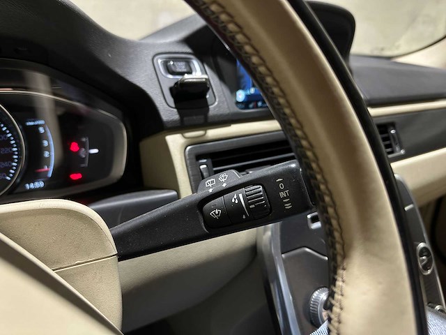 Volvo v70 2.0 d4 summum 181pk 2015 (origineel-nl), gb-859-b - afbeelding 6 van  12