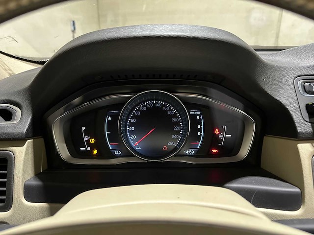 Volvo v70 2.0 d4 summum 181pk 2015 (origineel-nl), gb-859-b - afbeelding 7 van  12