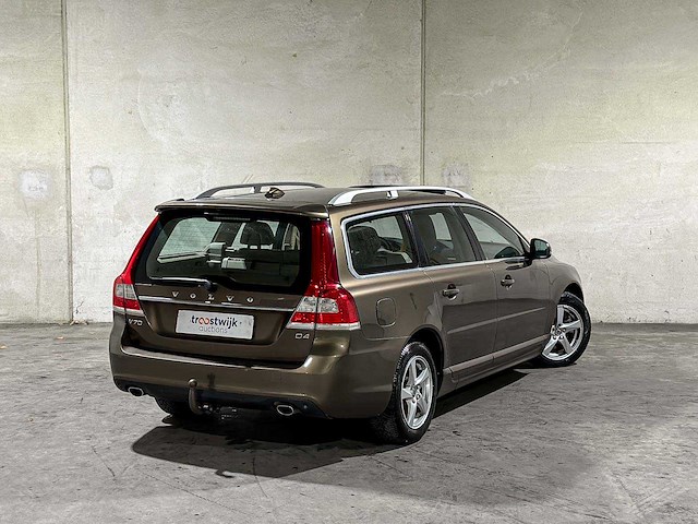 Volvo v70 2.0 d4 summum 181pk 2015 (origineel-nl), gb-859-b - afbeelding 3 van  44