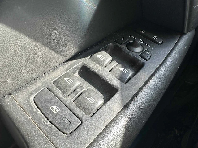 Volvo v70 2.0 limited edition * 03-kkh-4 - afbeelding 3 van  15