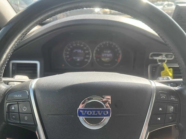 Volvo v70 2.0 limited edition * 03-kkh-4 - afbeelding 15 van  15