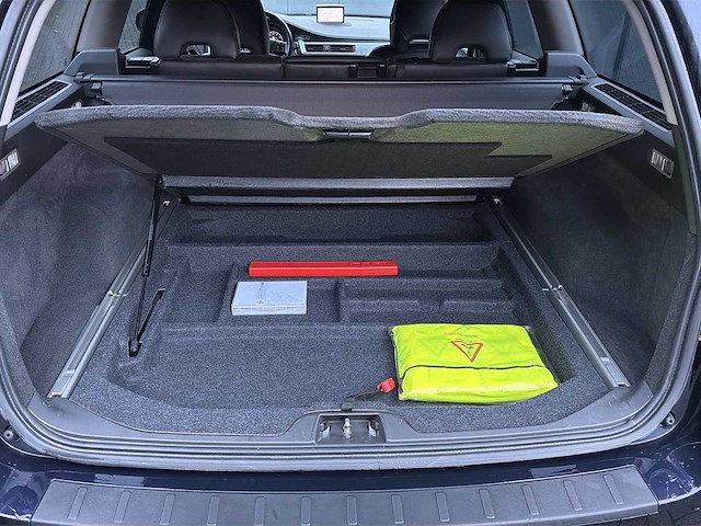 Volvo v70 2.0 limited edition 2010 | 56-kxk-9 - afbeelding 19 van  34