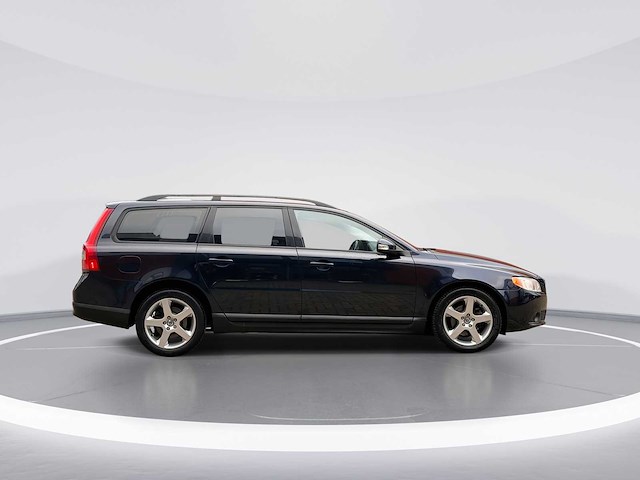 Volvo v70 2.0 limited edition 2010 | 56-kxk-9 - afbeelding 32 van  34