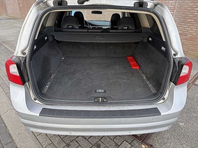 Volvo v70 2.0 | sf-282-r i - afbeelding 15 van  29