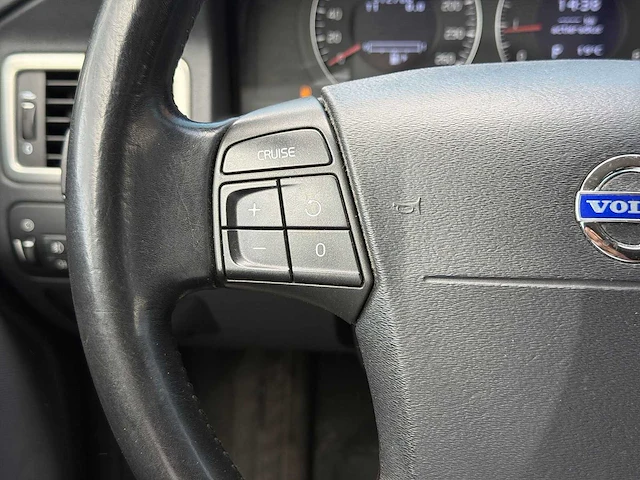 Volvo v70 2.0 | sf-282-r i - afbeelding 8 van  29