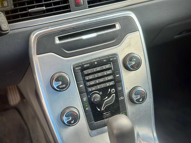 Volvo v70 2.0 t5 kinetic automaat, kh-926-l - afbeelding 6 van  16