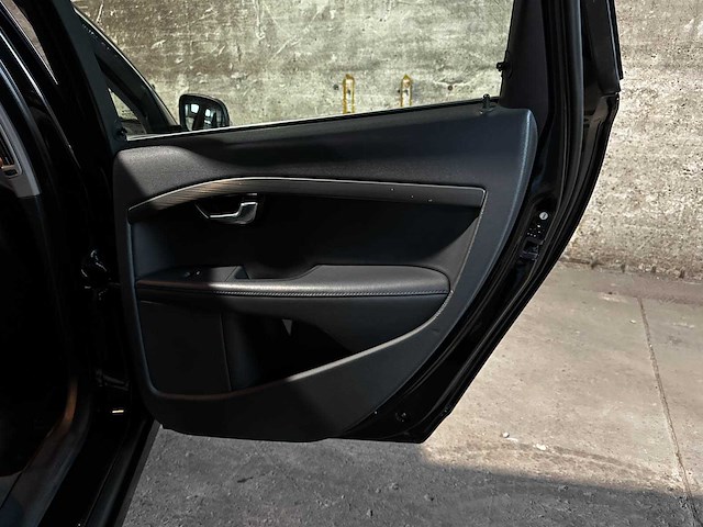 Volvo v70 2.0 t5 summum 241pk 2017, z-082-hj - afbeelding 26 van  36