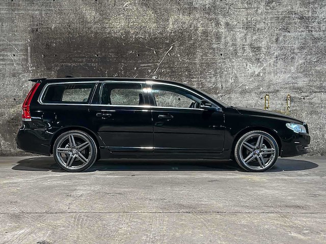 Volvo v70 2.0 t5 summum 241pk 2017, z-082-hj - afbeelding 35 van  36