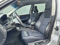 Volvo v70 2003 | 92-gkz-1 - afbeelding 2 van  29