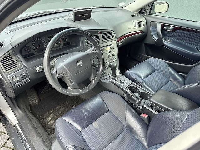 Volvo v70 2003 | 92-gkz-1 - afbeelding 4 van  29