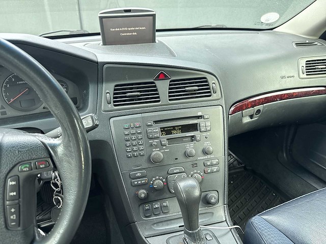 Volvo v70 2003 | 92-gkz-1 - afbeelding 10 van  29