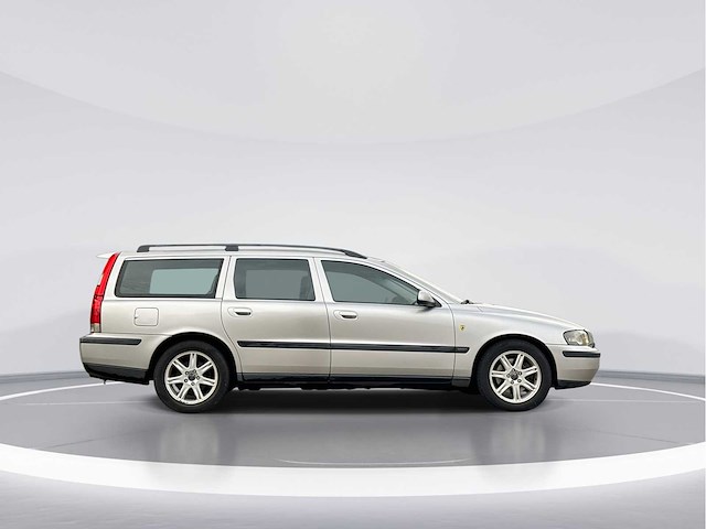 Volvo v70 2003 | 92-gkz-1 - afbeelding 27 van  29