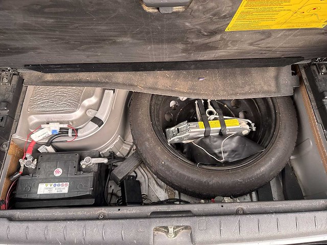 Volvo v70 2003 | 92-gkz-1 - afbeelding 16 van  29