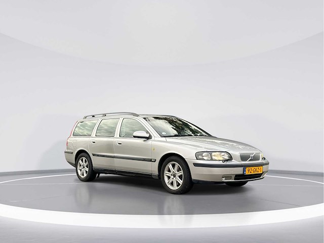 Volvo v70 2003 | 92-gkz-1 - afbeelding 28 van  29