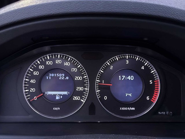 Volvo v70 2.0d kinetic 2009 | 48-hnf-1 i - afbeelding 4 van  35