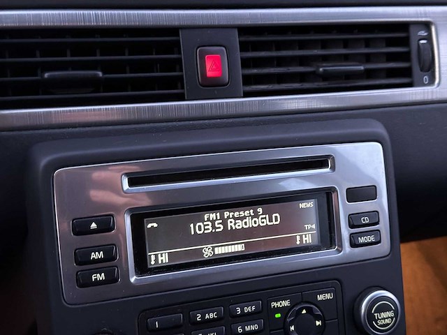 Volvo v70 2.0d kinetic 2009 | 48-hnf-1 i - afbeelding 8 van  35