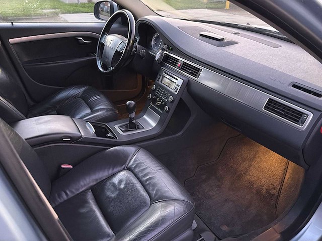 Volvo v70 2.0d kinetic 2009 | 48-hnf-1 i - afbeelding 25 van  35
