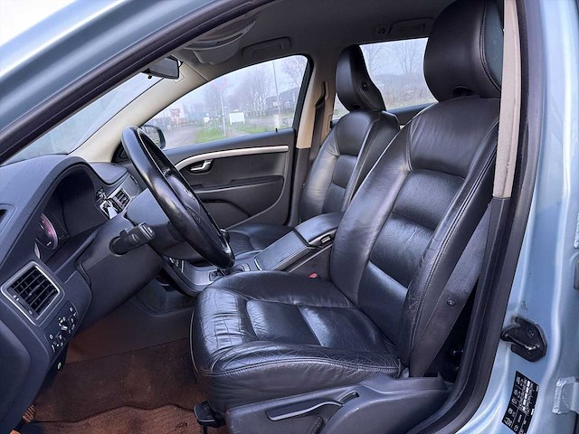 Volvo v70 2.0d kinetic 2009 | 48-hnf-1 i - afbeelding 30 van  35