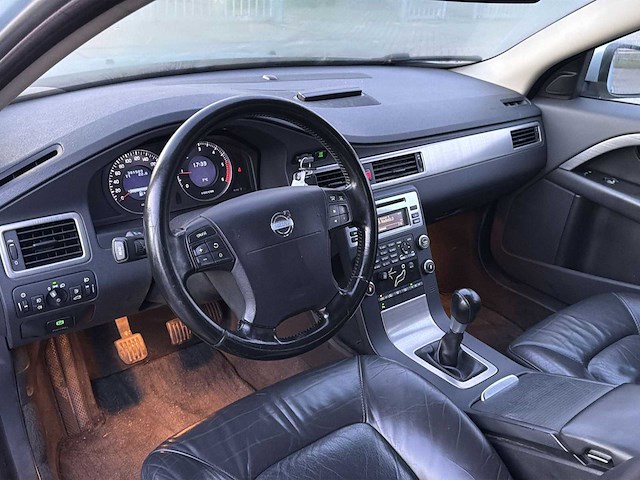 Volvo v70 2.0d kinetic 2009 | 48-hnf-1 i - afbeelding 32 van  35