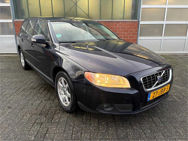 Volvo v70 2.0d limited edition - personenauto - afbeelding 9 van  15