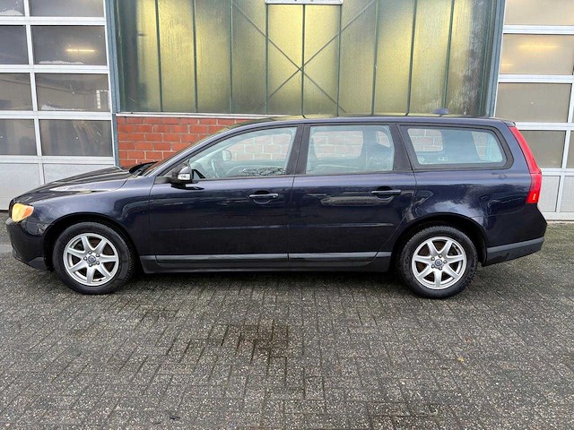Volvo v70 2.0d limited edition - personenauto - afbeelding 11 van  15
