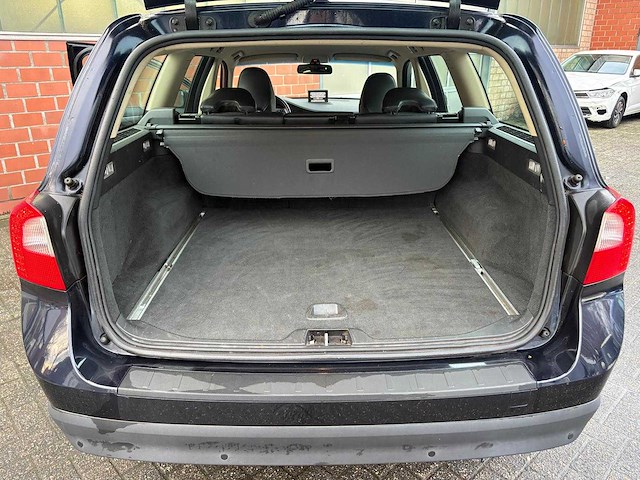 Volvo v70 2.0d limited edition - personenauto - afbeelding 13 van  15