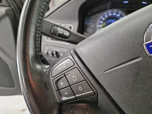 Volvo v70 2.0d momentum | 60-nls-6 - afbeelding 9 van  10