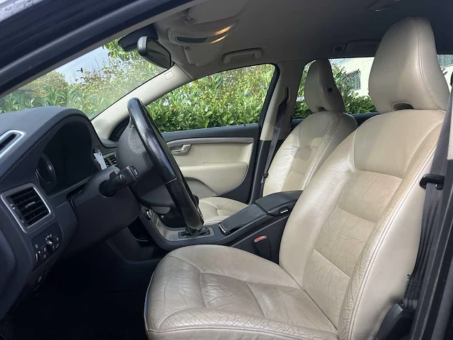 Volvo v70 2.0d summum | 90-zbx-7 - afbeelding 28 van  34