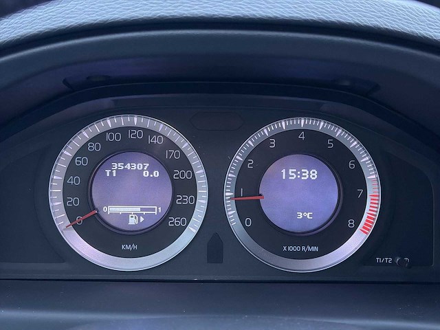 Volvo v70 2.0t momentum 2010 | 34-lpl-8 i - afbeelding 7 van  34