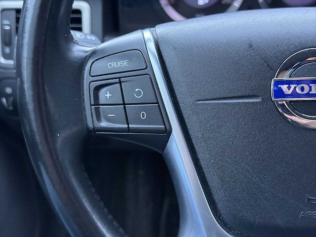 Volvo v70 2.0t momentum 2010 | 34-lpl-8 i - afbeelding 10 van  34