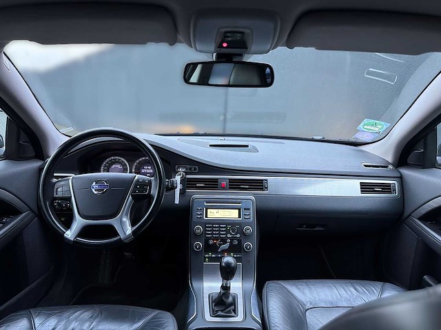 Volvo v70 2.0t momentum 2010 | 34-lpl-8 i - afbeelding 25 van  34