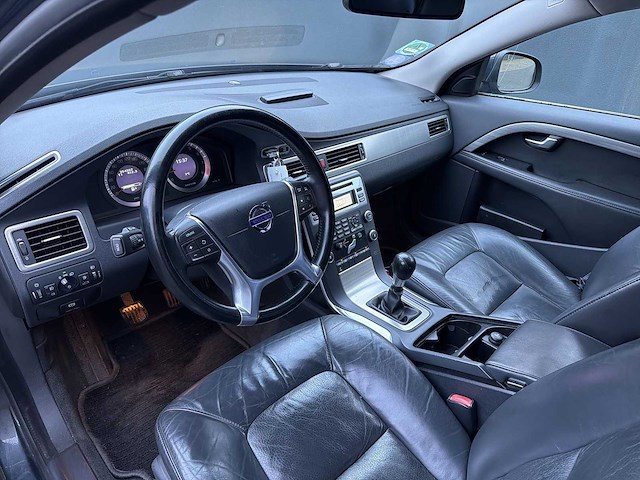 Volvo v70 2.0t momentum 2010 | 34-lpl-8 i - afbeelding 3 van  34