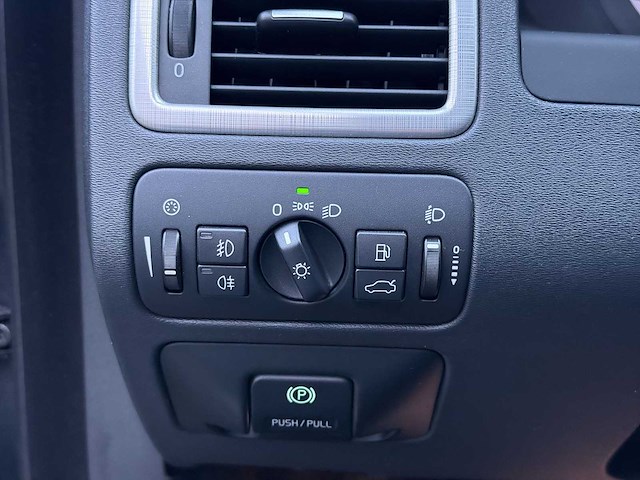 Volvo v70 2.0t momentum 2010 | 34-lpl-8 i - afbeelding 5 van  34