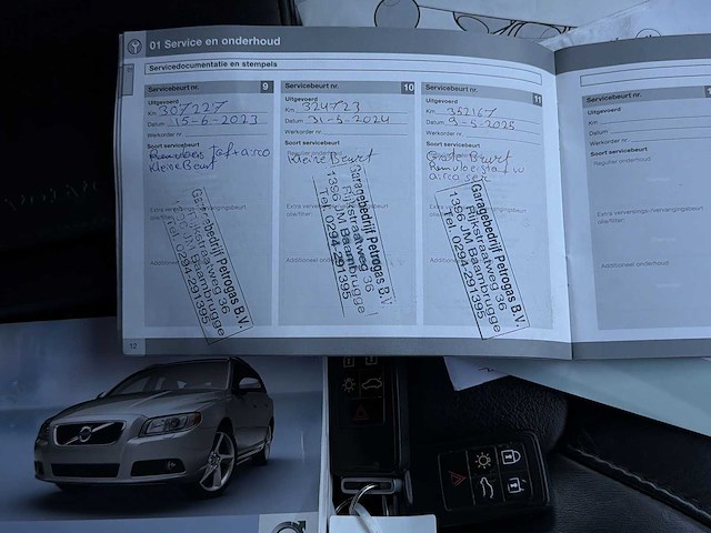 Volvo v70 2.0t momentum 2010 | 34-lpl-8 i - afbeelding 28 van  34