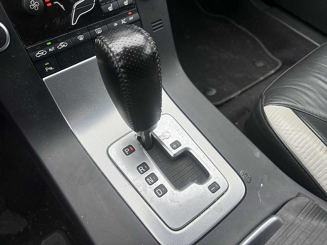 Volvo v70 2.0t r-edition | 09-pps-1 - afbeelding 6 van  35