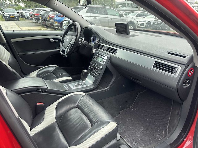 Volvo v70 2.0t r-edition | 09-pps-1 - afbeelding 20 van  35