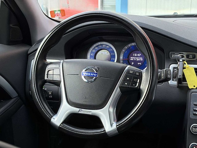Volvo v70 2.0t r-edition 2010 | 81-npb-4 i - afbeelding 8 van  32