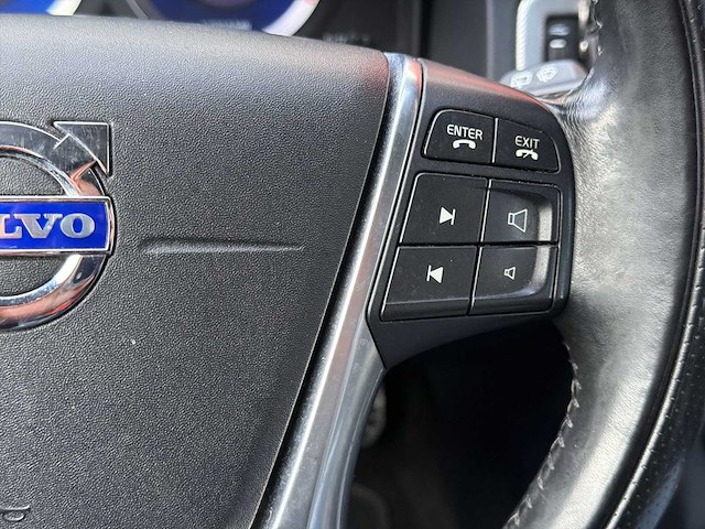 Volvo v70 2.0t r-edition 2010 | 81-npb-4 i - afbeelding 10 van  32